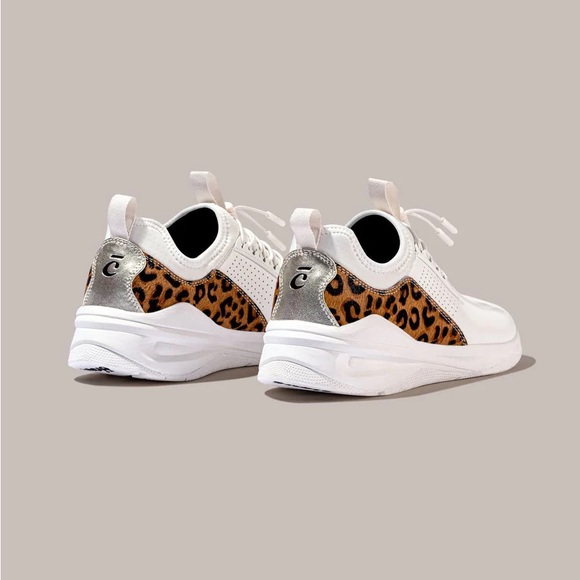 Clove Nurse Shoes Limited Edition Nursing Sneakers Animal Leopard Print Faux Fur - Picture 2 of 12